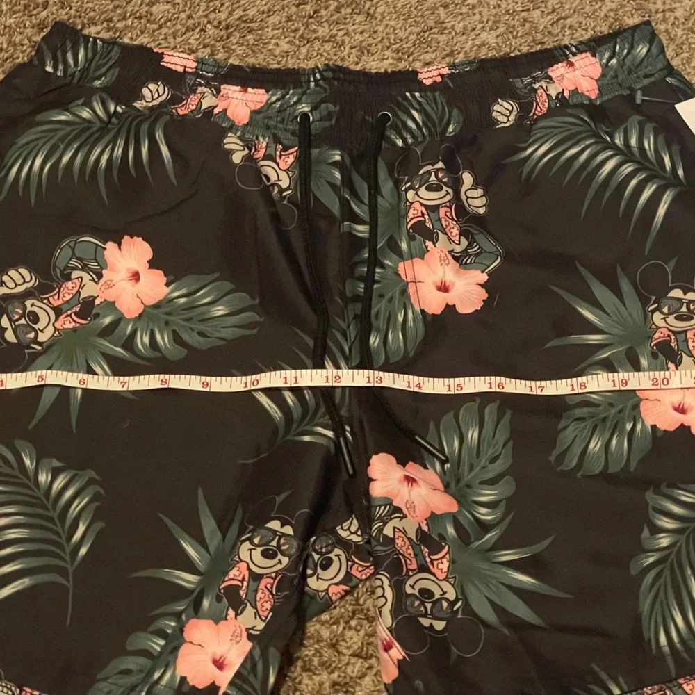 Disney Swim Shorts Mickey Mouse Hawaiian Bathing Suit Neff Men’s Size XL NEW - Picture 7 of 13